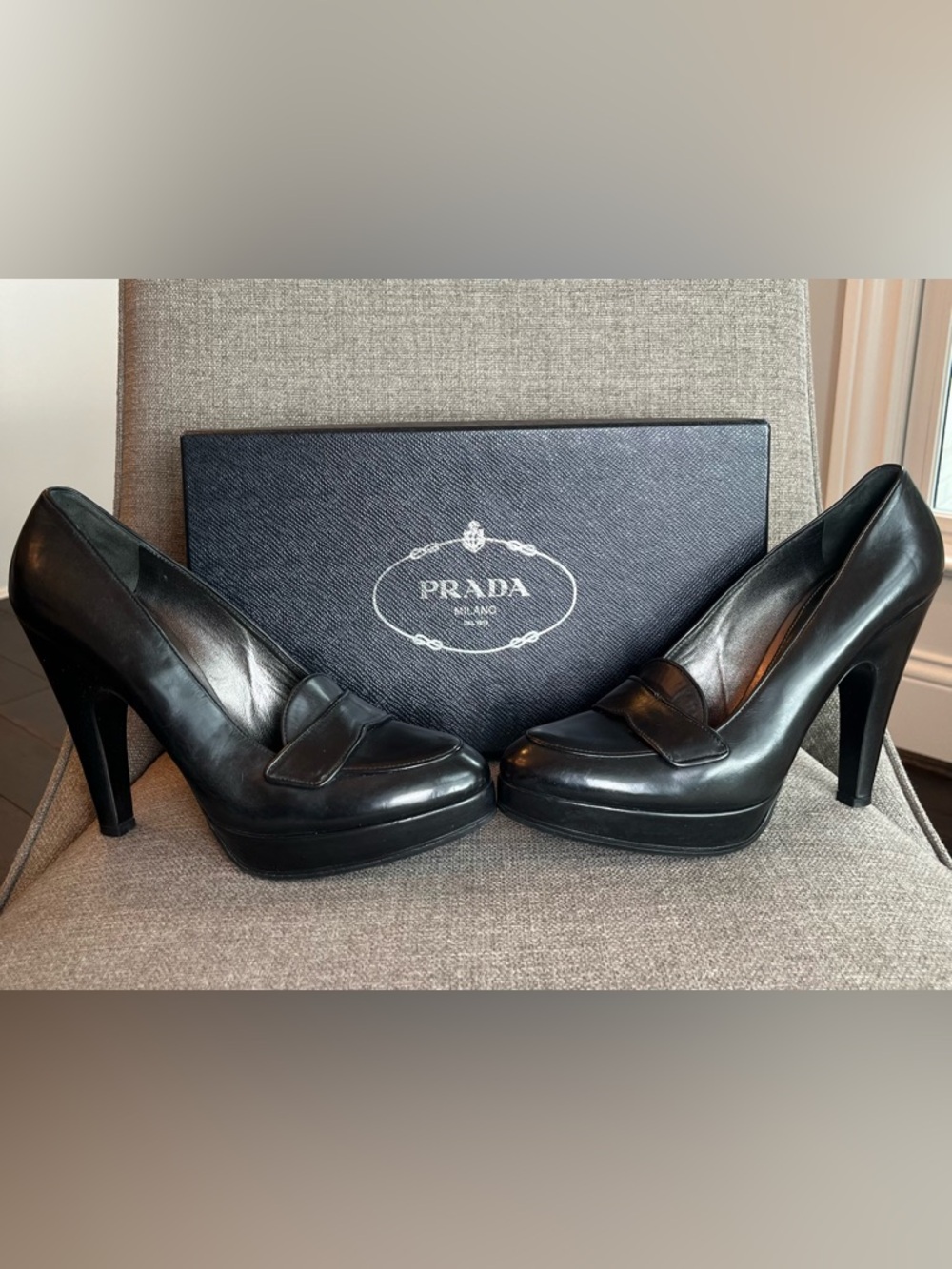 Vintage Prada Black Moccasin Leather Pointed Loafer Platform Pump 8.5 / 38.5